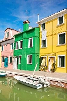 Images Dated 9th August 2012: Colourful Houses in Village of Burano near Venice, (Burano Lagoon Island), Italy, Europe, UNESCO