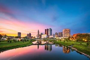 Images Dated 11th August 2019: Columbus, Ohio, USA skyline on the river at dusk