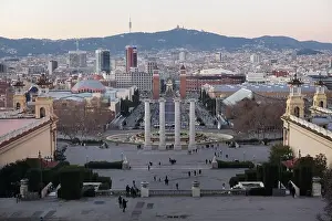 Cataluna Prints: The Four Columns (Les Quatre Columnes) and the Magic Fountain of Montjuïc (Font màgica de Montjuïc)