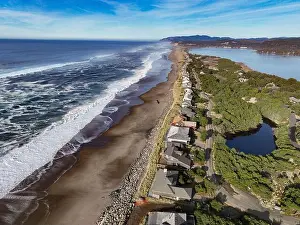 Rise Prints: Communities along the Pacific Coast of the U
