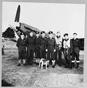 COUNTY OF NOTTINGHAM'SPITFIRE SQUADRON - Some of the pilots of a Spitfire fighter squadron [No