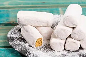 Vanilla Prints: Cow Leg Gelatin; Traditional Sweet Manjar of the Latin American Region
