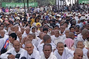 Khmer Prints: Crowd at official opening of Phnom Tamao Zoo by Cambodian Prime Minister Hun Sen