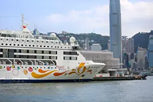 Cruise Ship Prints: The cruise ship Star Pisces (Star cruises) - Genting Hong Kong - In 2022