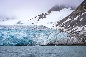 Magdalensfjorden Prints: cruising in the Arctic in the Magdalensfjord on Svalbard along a glacier