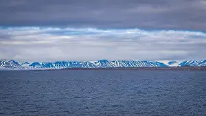 Kolony Prints: cruising at Smeerenburg on Spitsbergen, Norway