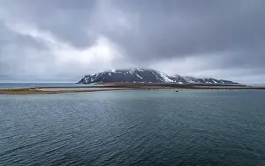 cruising at Smeerenburg on Spitsbergen, Norway