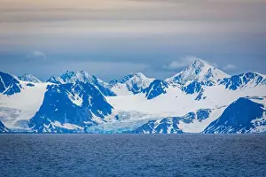 Kolony Prints: cruising at Smeerenburg on Spitsbergen, Norway