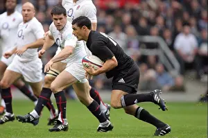 Middlesex Prints: DAN CARTER & DAN HIPKISS ENGLAND V NEW ZEALAND TWICKENHAM MIDDLESEX ENGLAND 21 November 2009