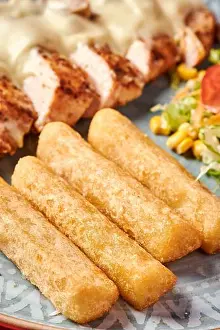 Pleasing Prints: A delightful plate of food consisting of juicy chicken