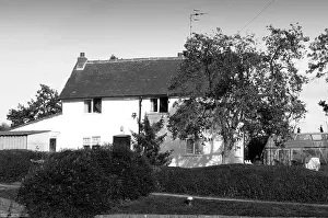 Maintain Prints: detached house exterior view