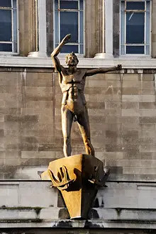 Shop Prints: Dicky Lewis statue on Liverpool's only independent department store which opened in 1856 is closing down