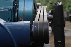 Belt Prints: Diesel engine water pump belt drive