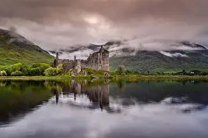 Rushes Prints: Drone shot of Kilchurn Castle, Scotland