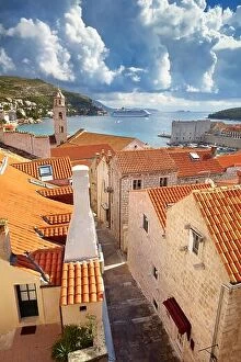 City Collection: Dubrovnik, elevated view of Old Town, Croatia