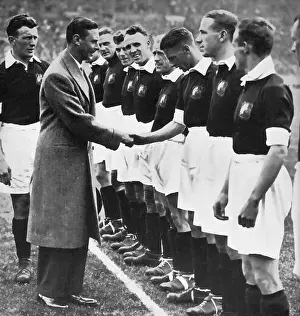 Meeting Prints: The Duke of York (1895-1952), meeting the Manchester City team before the 1933 FA Cup Final