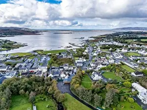 Lamps Prints: DUNGLOE, COUNTY DONEGAL, IRELAND - OCTOBER 21 2023 : Dungloe is a lovely town in Ireland