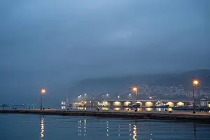 Adriatic Prints: Early morning view on Molo Audace