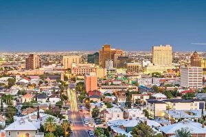 Images Dated 20th June 2019: El Paso, Texas, USA downtown city skyline at dusk with Juarez, Mexico in the distance
