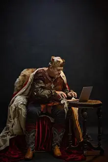 Vacancy Prints: Elderly man as medieval king in crown