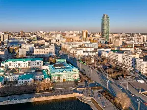 Flying Camera Prints: Embankment of the central pond and Plotinka