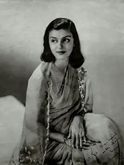 Jaipur Prints: English: Maharani Gayatri Devi
