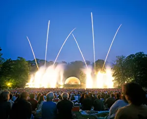 Illuminate Prints: Evening fireworks display with music concert at Kenwood House