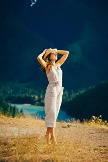 Barefoot Prints: Excited young woman exploring amazing North Cascades National Park