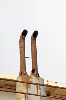 Weathering Prints: exhaust pipe of the diesel engine on the ship