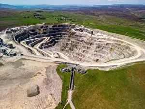 Outdoor Activity Prints: The expansive Coldstones Cut quarry in the Yorkshire Dales reveals a unique topography shaped by mining activity