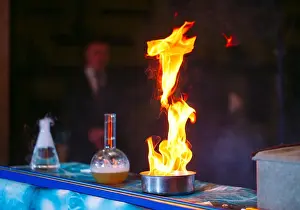 Analyzing Prints: Explosion during the experiment. Unsuccessful experiment in the chemical laboratory