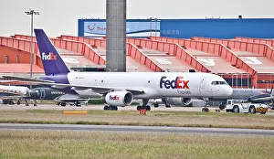 Taxiing Prints: FedEx Boeing 757 N917FD taxiing at London-Luton Airport LTN