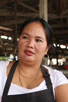 Fish Market Prints: Filipino women working as fish buyers and intermediaries: an integral part to the artisanal fisheries supply chain