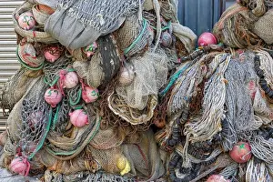 Weaving Prints: Fishing net with buoy and rope