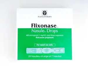 Inhalation Prints: Flixonase 400 micrograms Nasule Drops suspension packaging and nasule