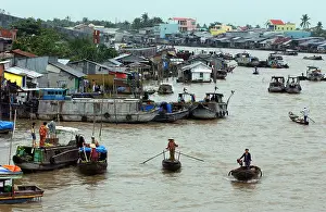 Floating Market Prints: The floating market at Can Tho where traders and wholesalers come to do business