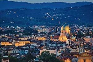 Images Dated 19th July 2017: Florence, Tuscany - Night scenery with city lights, Renaissance architecture in Italy