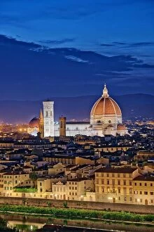 Images Dated 19th July 2017: Florence Tuscany - Night scenery with Duomo Santa Maria del Fiori Renaissance architecture in Italy