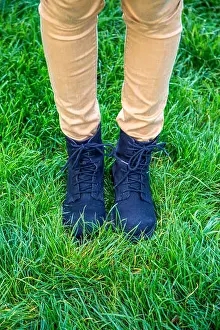 Jean Prints: Foot and legs seen from above. Selfie