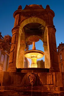 Santo Prints: Fountain in Plaza del Espíritu Santo in Vegueta in Las Palmas on Gran Canaria