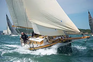 Race Prints: Foxhound at the Round the Island Race 2013