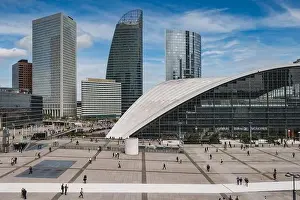 Business District Prints: FRANCE, HAUTS DE SEINE, PUTEAUX, VIEW OF THE BUILDINGS OF THE ESPLANADE DE LA DEFENSE