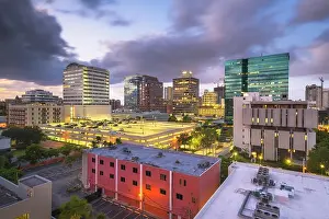 Ft. Lauderdale, Florida, USA downtown cityscape at dusk