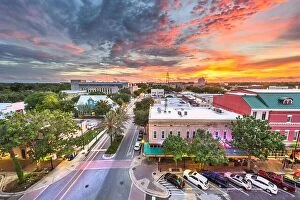 Images Dated 24th July 2017: Gainesville, Florida, USA downtown cityscape at dusk