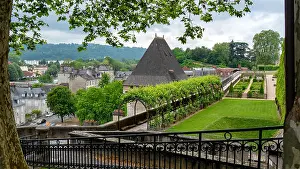 Architectural History Prints: garden of castle of Pau city in France