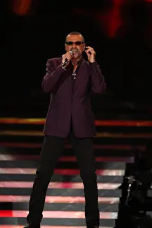 Orientation Prints: GEORGE MICHAEL GEORGE MICHAEL SYMPHONICA CONCERT SHEFFIELD ENGLAND UK 01 October 2012