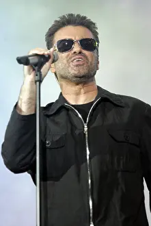 Live Prints: GEORGE MICHAEL LIVE 8 HYDE PARK LONDON ENGLAND 02 July 2005