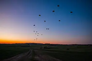 Military Uniform Prints: German paratroopers during a NATO exercise in Germany