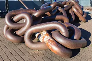 Dirty Prints: Giant chains in the maritime museum of Bilbao, Spain