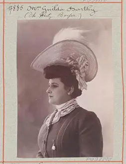 Gilda Darthy wears a Heitz-Boyer hat for a fashion-oriented press photograph at Atelier Nadar in 1890